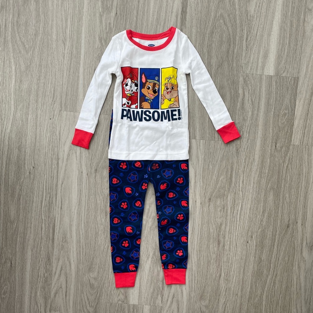 NWOT Old Navy PJ Set 3T